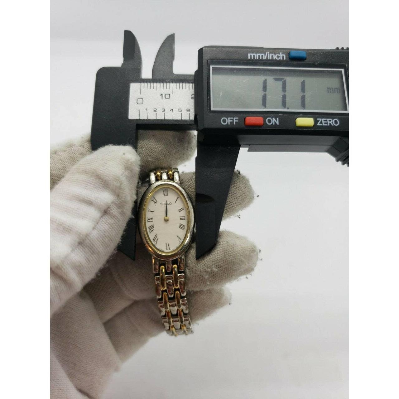【激安大特価！】 Ladies Analog Quartz Tone Two V400-1029 Seiko Watch. Depop | その他