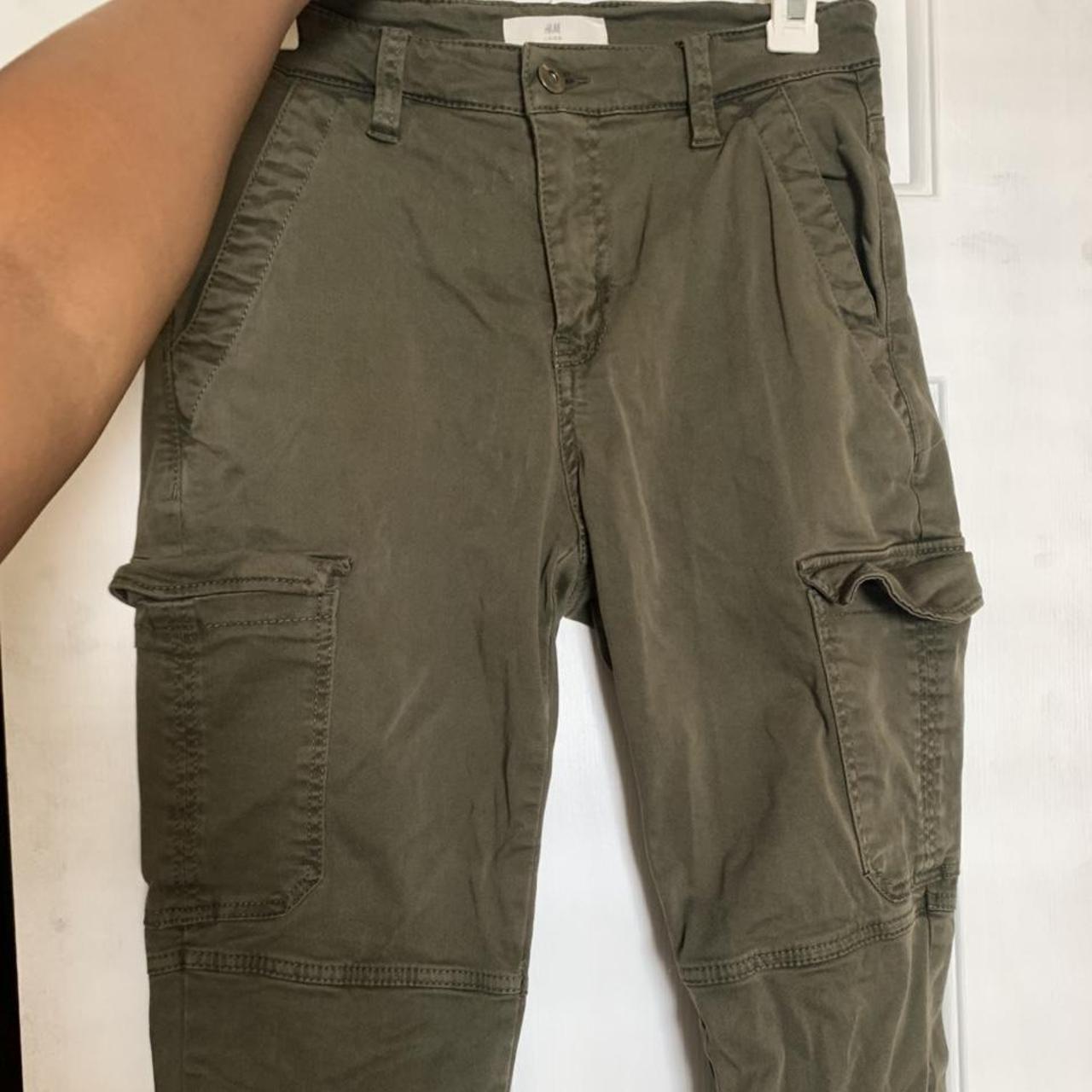 H&M Women's Khaki and Green Trousers | Depop