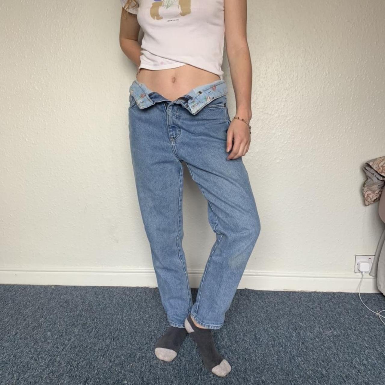 🌼vintage 1980s jeans 🌼labelled as a waist 28 but... - Depop