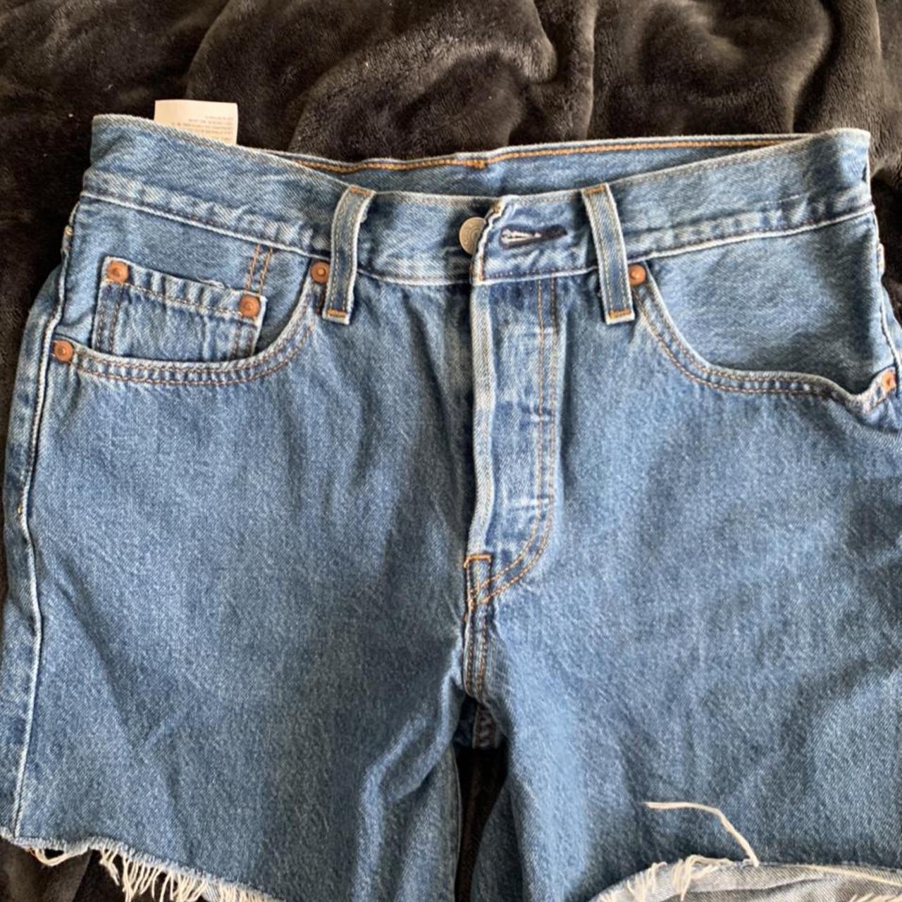 levis 501 shorts size 26