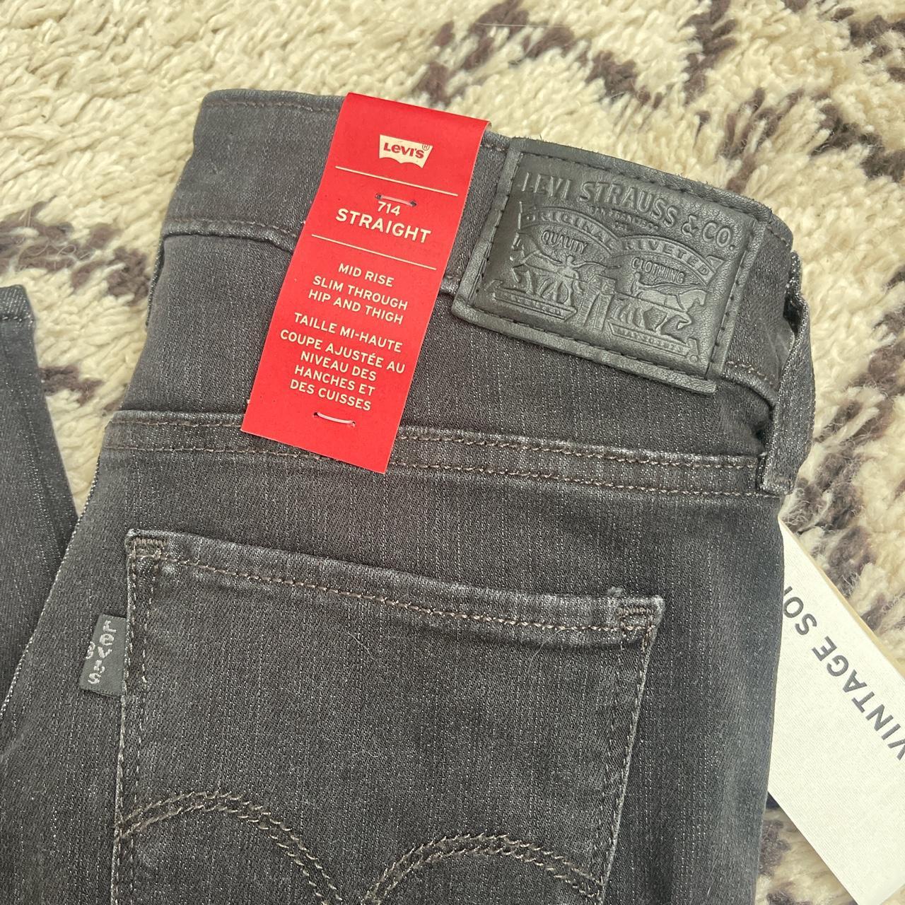 Levi's 714 straight 2024 mid rise jeans