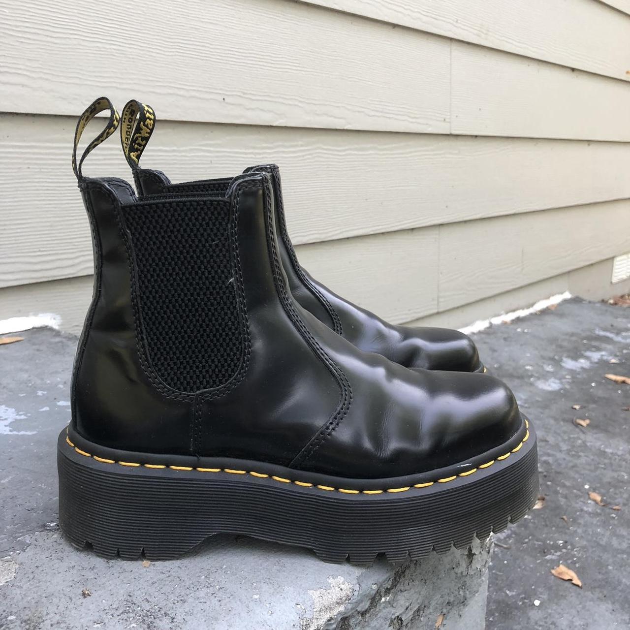 2976 doc martens white