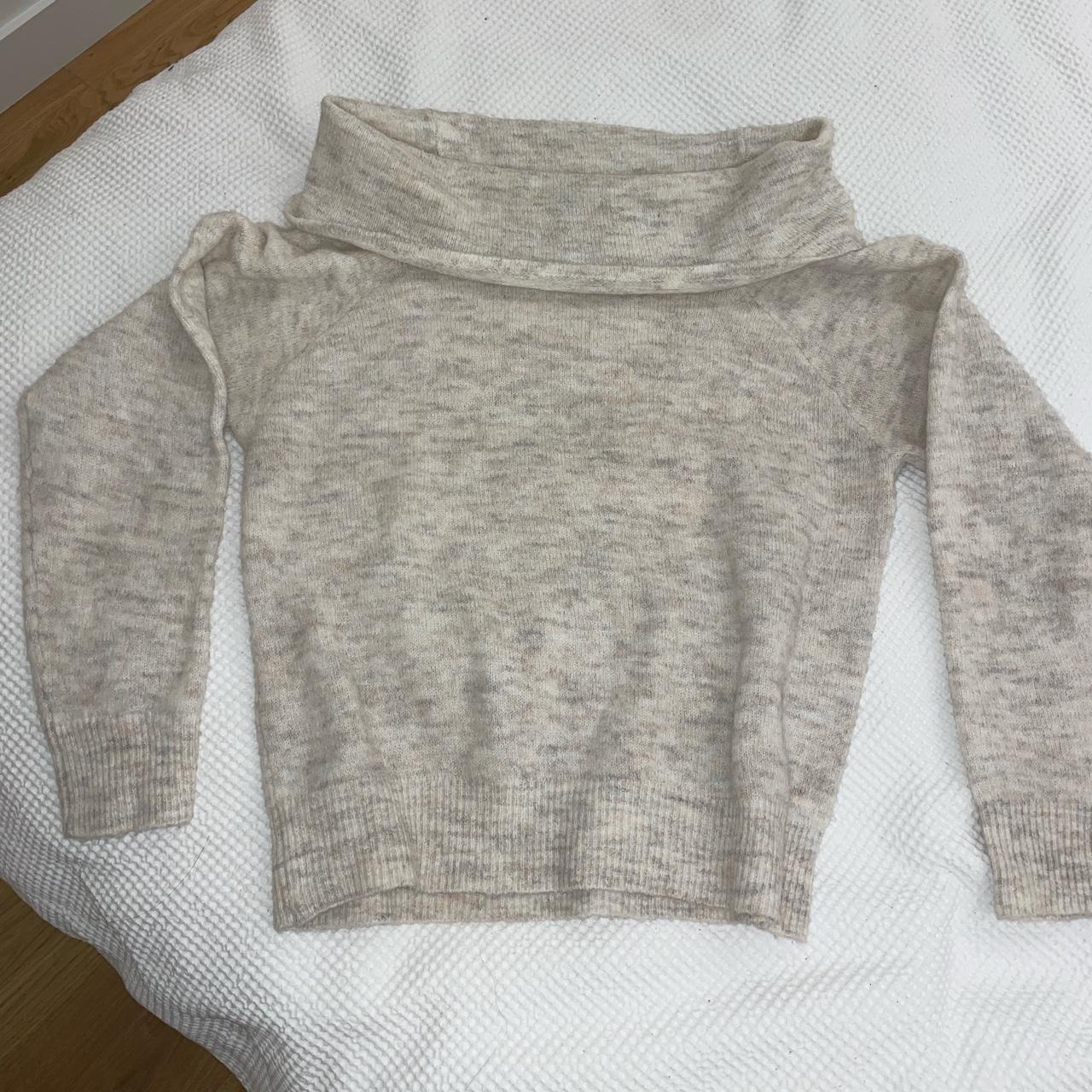 H&M Women's Jumper | Depop