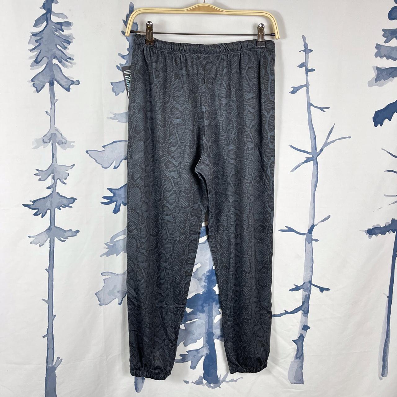 Onzie joggers store