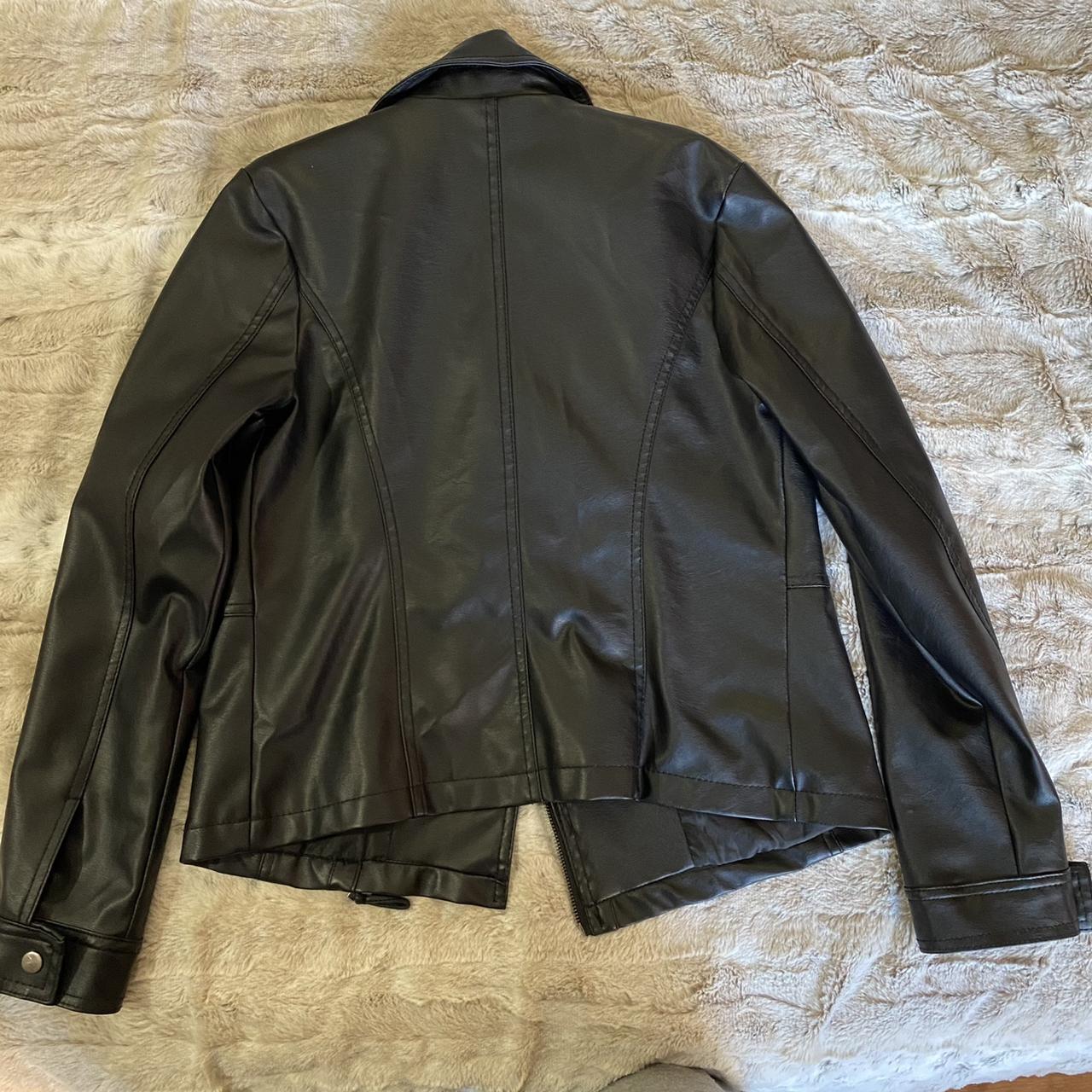 New Look Women's Black Jacket | Depop