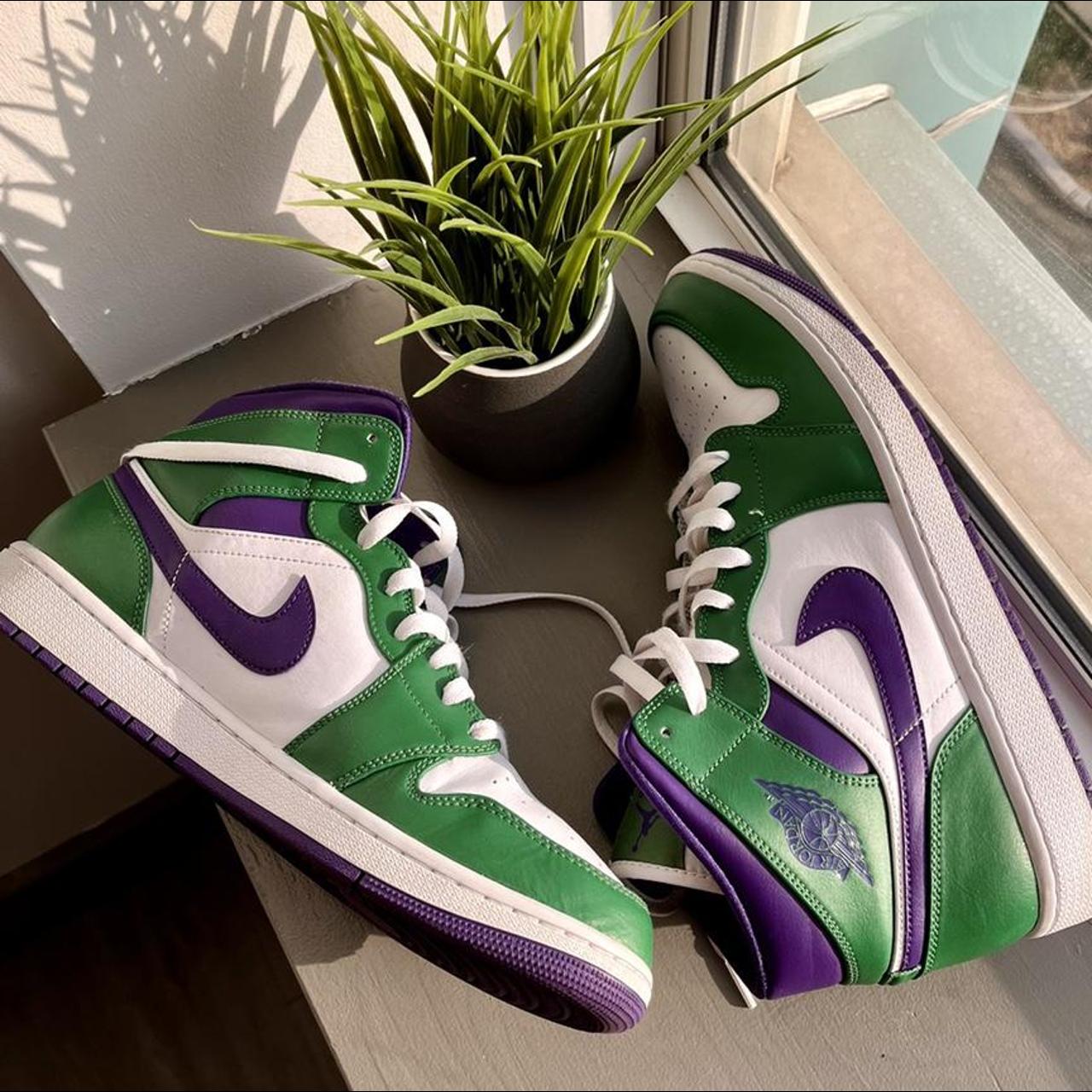 人気話題！Nike Air Jordan 1 Mid Incredible Hulk Nike Air Jordan 1 Mid Incredible Hulk Unboxing and On-Foot