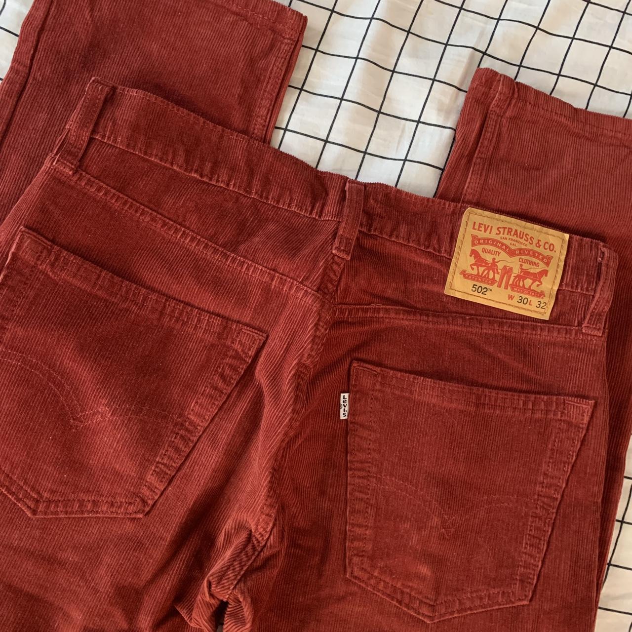 red levi cords