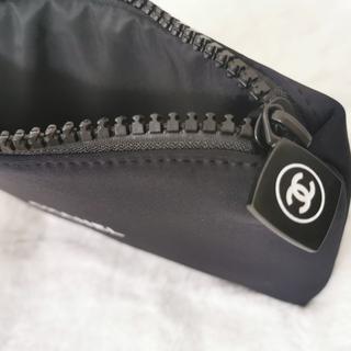 Chanel Makeup Bag Black Synthetic ref.30576 - Joli Closet
