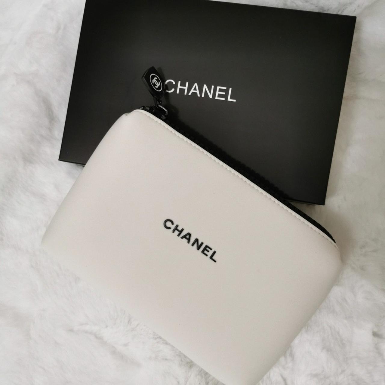 Chanel Makeup Cosmetic Neoprene White Bag Beauty VIP - Depop