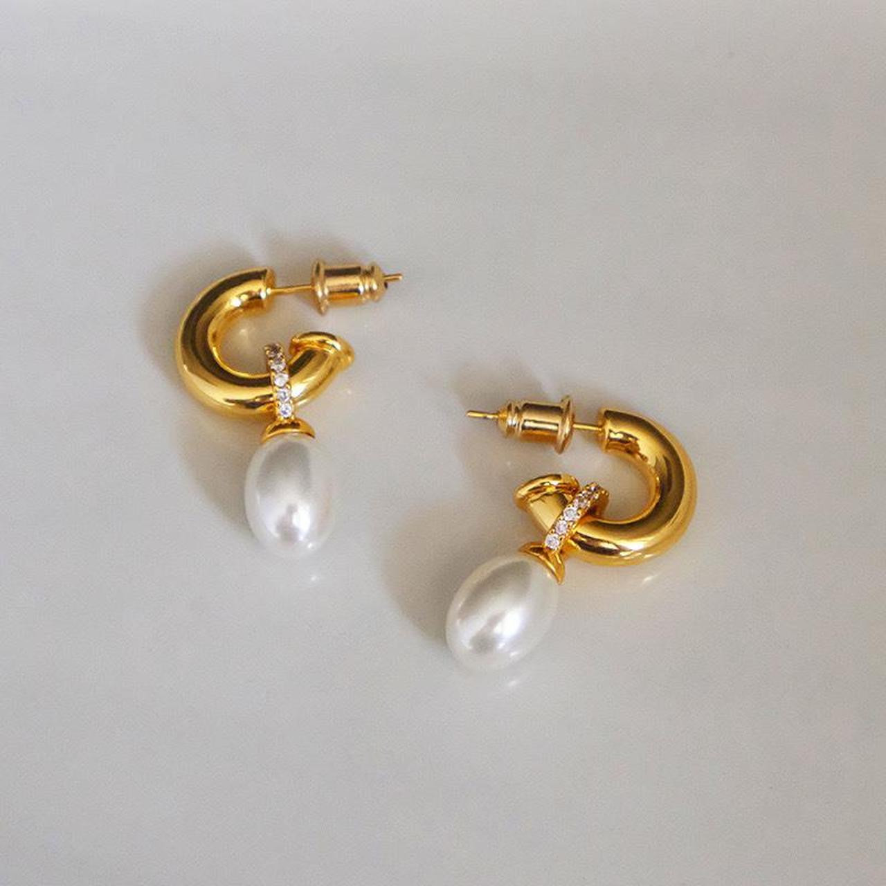 Pearl Earrings Dangle Pearl Earrings Huggie Hoops Depop 4323