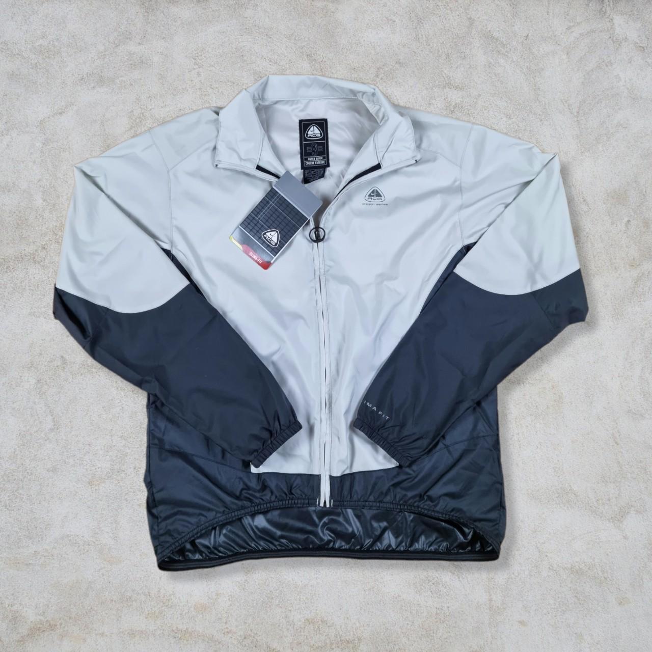 💥 Nike ACG Oregon Series Jacket (W) off-white/dark... - Depop