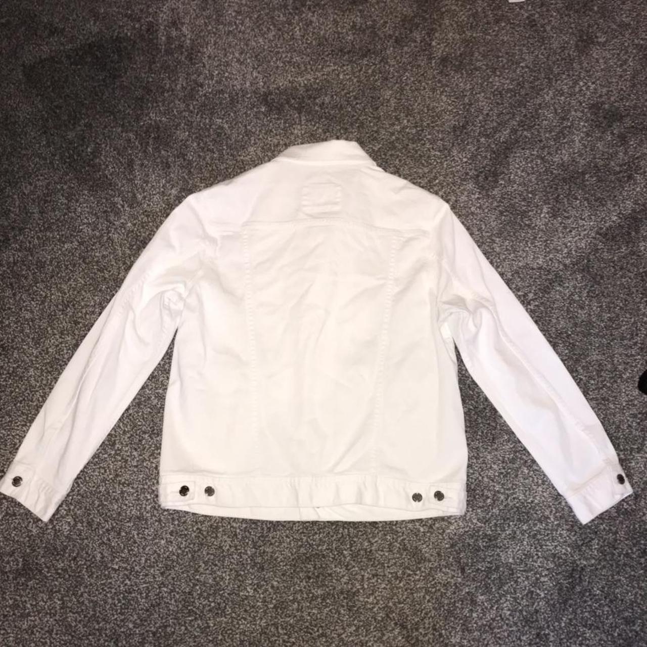 Michael Kors Men's White and Silver Jacket | Depop