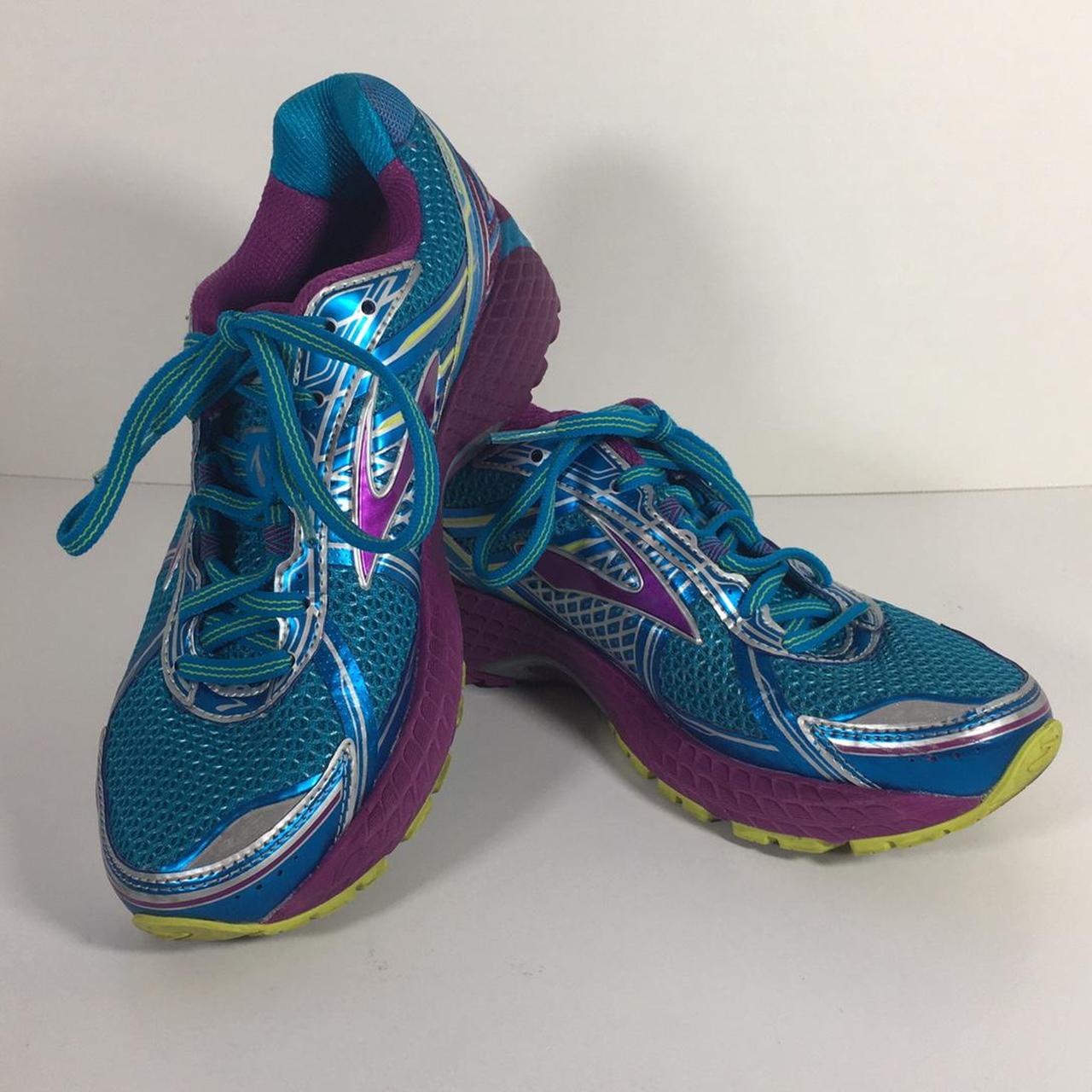 brooks adrenaline gts size 7.5
