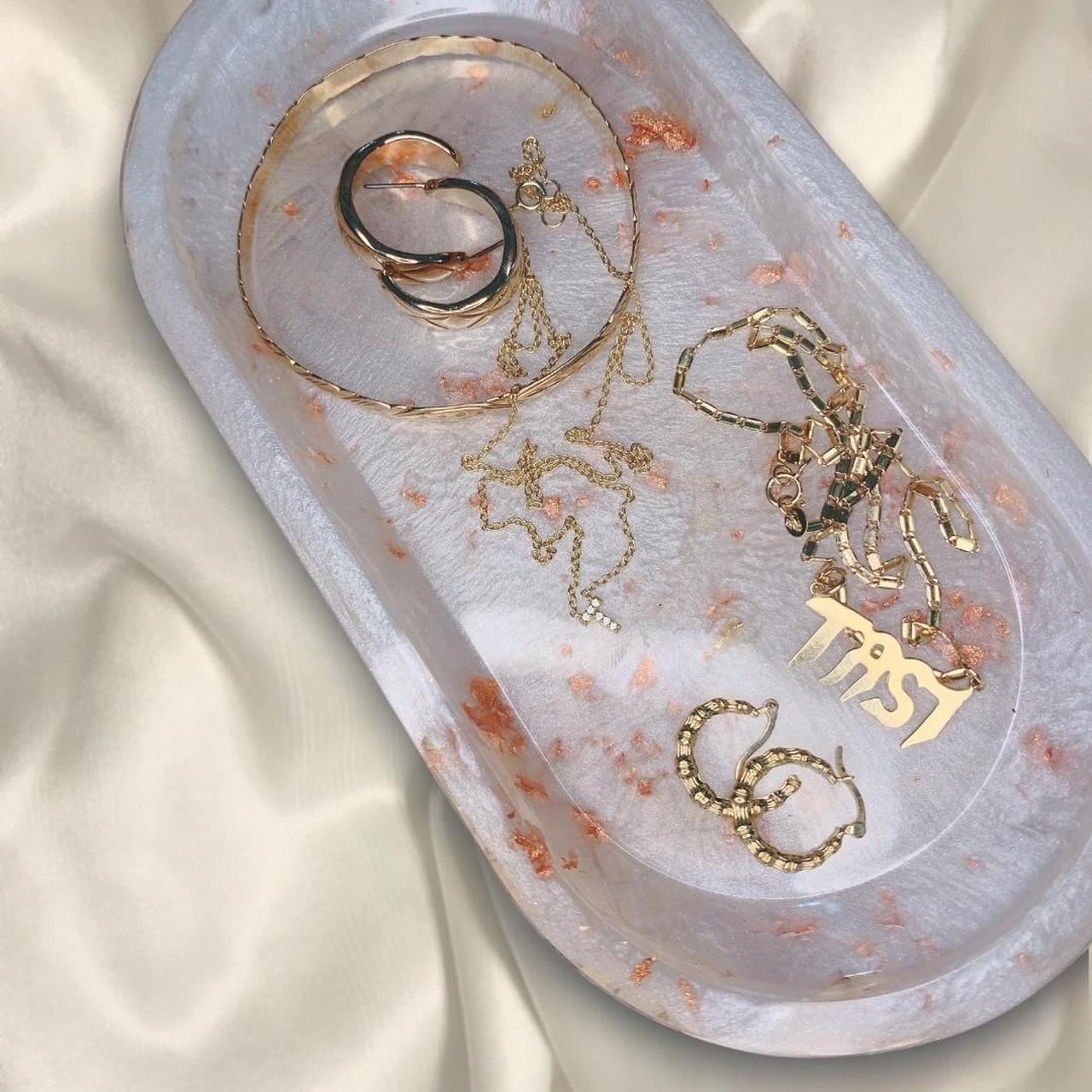 Gold Rolling Tray Message me for custom - Depop