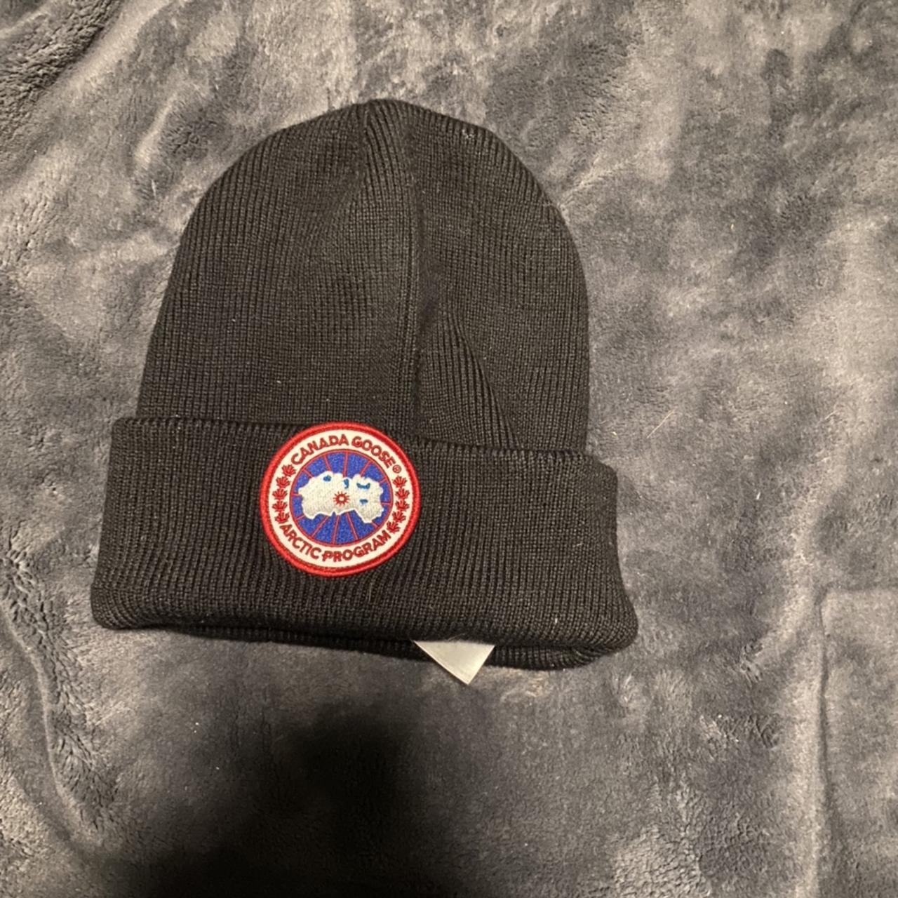 Canada goose beanie - Depop