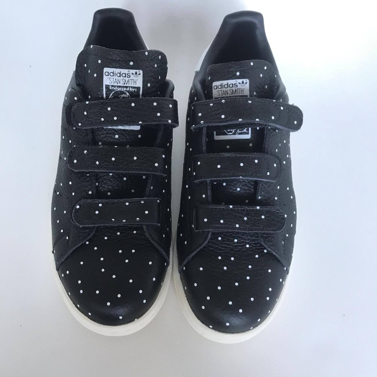 Stan smith hotsell polka dot black