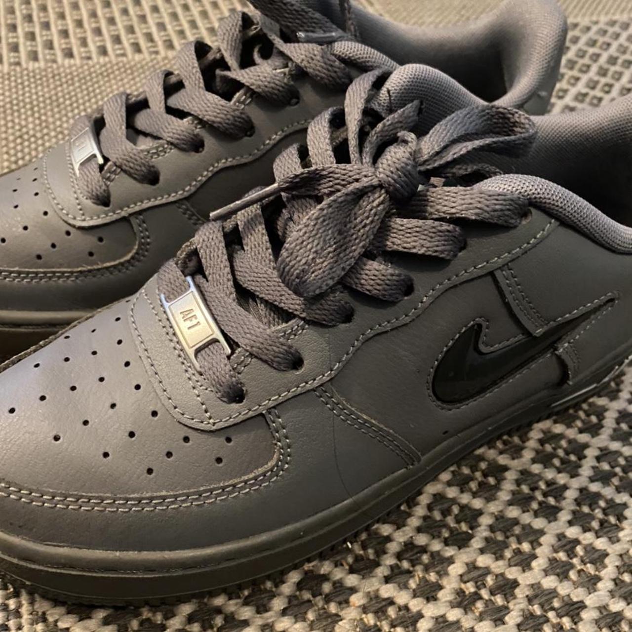 size 4 nike air force