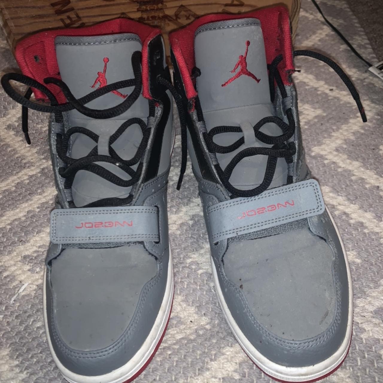Original Nike Air Jordan 1 Flight Strap Grey Basketball Trainers 628584 005
