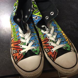 Graffiti converse deals shoes