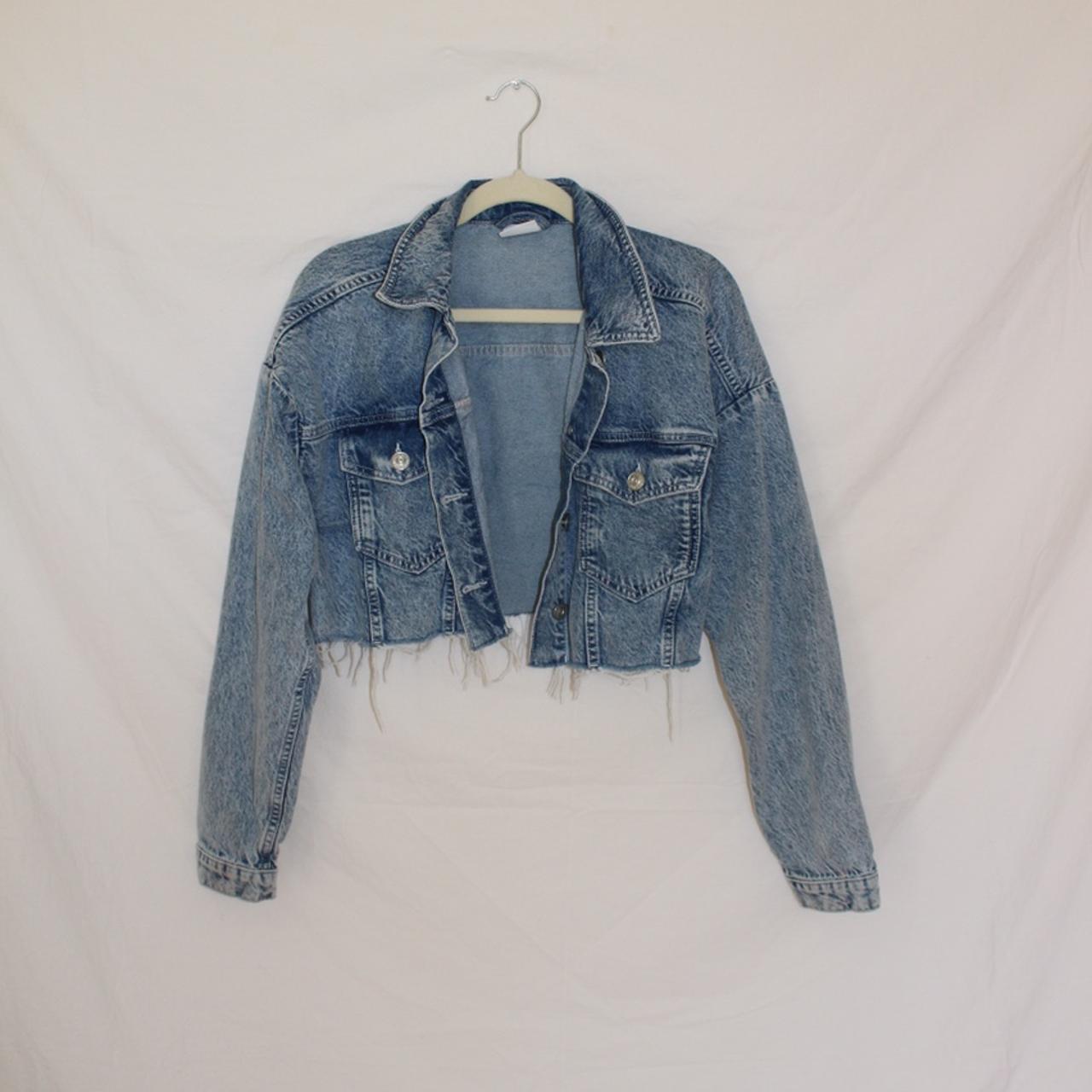 BDG CROPPED DENIM JACKET worn once Size M #denim... - Depop