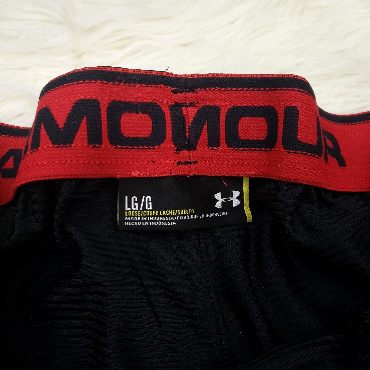 Under Armour Men's Black and Red Shorts | Depop