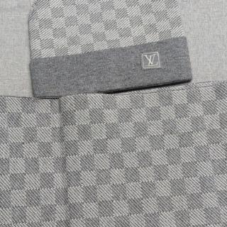 vuitton hat and scarf