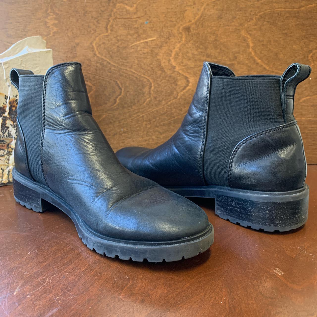 Steve madden clearance gliding boots