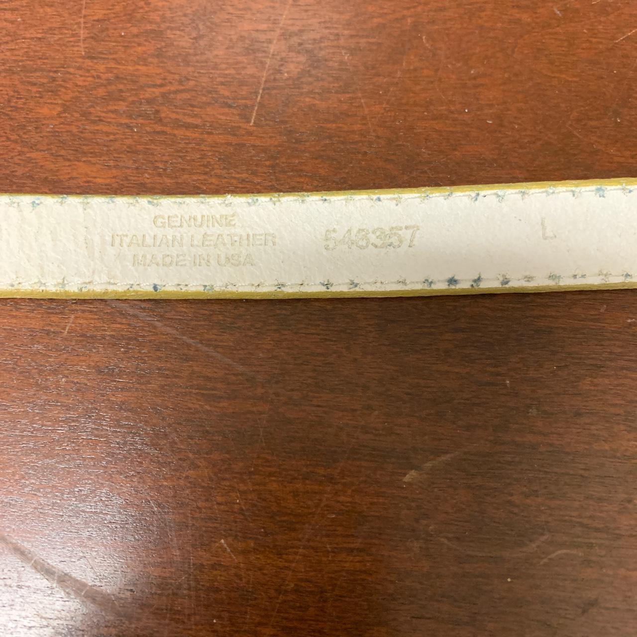 Banana Republic Cream belt no holes required.... - Depop