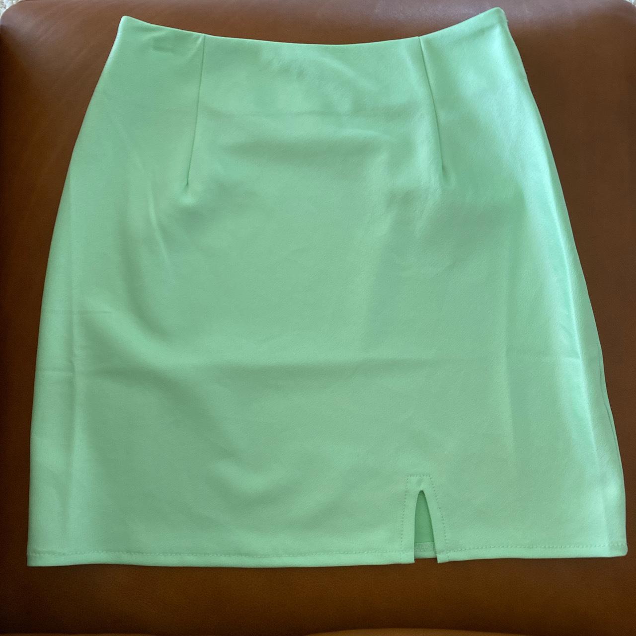 PRINCESS POLLY LIME GREEN MINI SKIRT🍯 Size 8, worn... - Depop