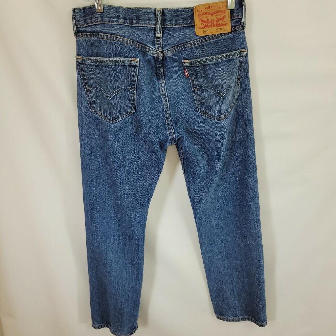 Levi's 505 30 x 30 (Actual 31 x 29 1/2) Straight Leg... - Depop