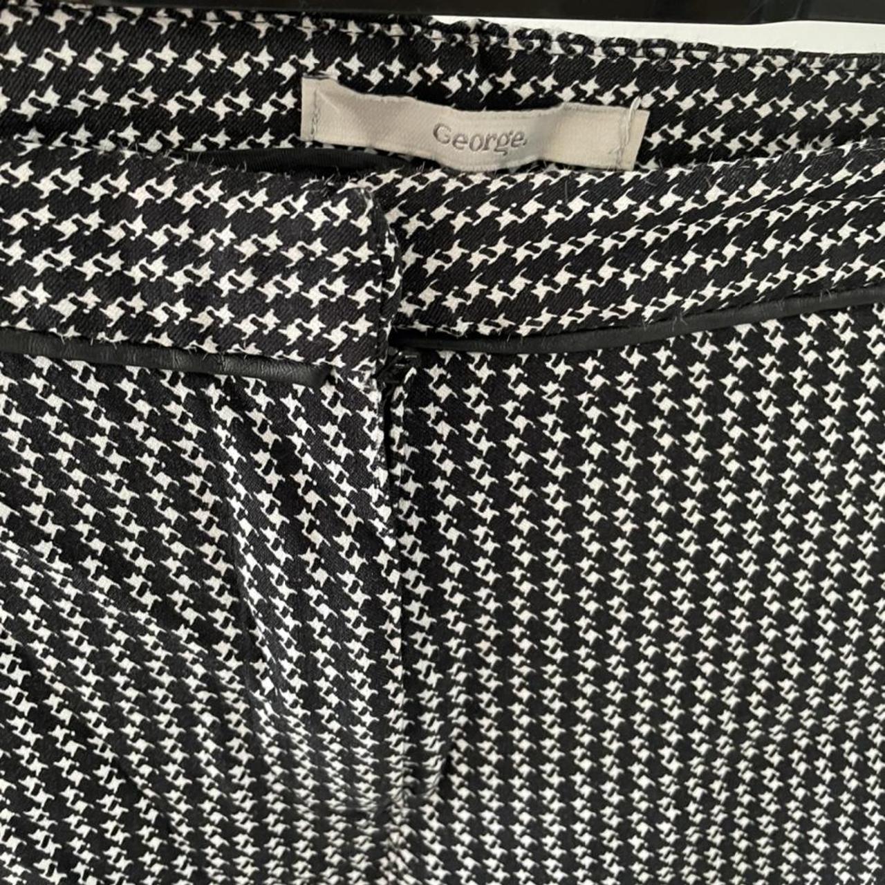 Black and White Work/Smart Trousers 👖 ♻️ Selling as... - Depop