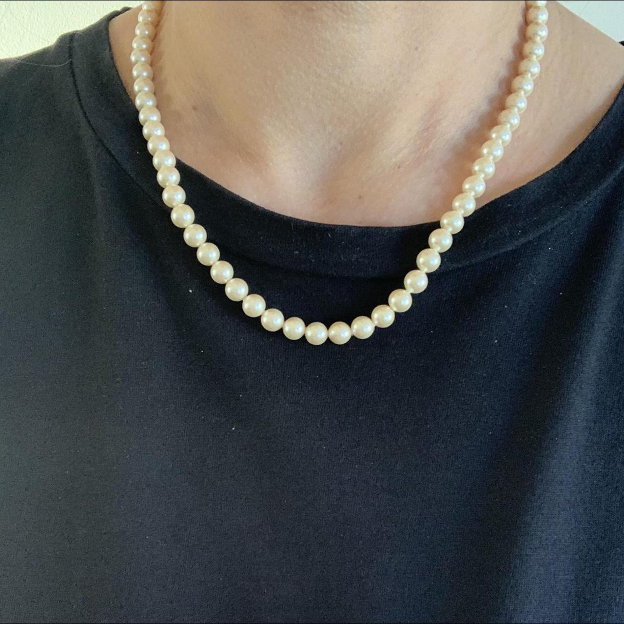 Vintage classic Rosita Berkeley simulated Pearl... - Depop
