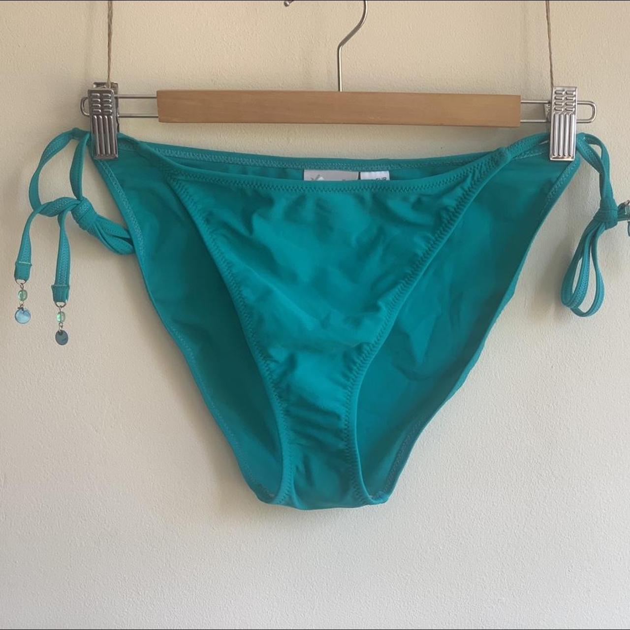 Accessorize Women's Blue and Green Bikini-and-tankini-bottoms | Depop