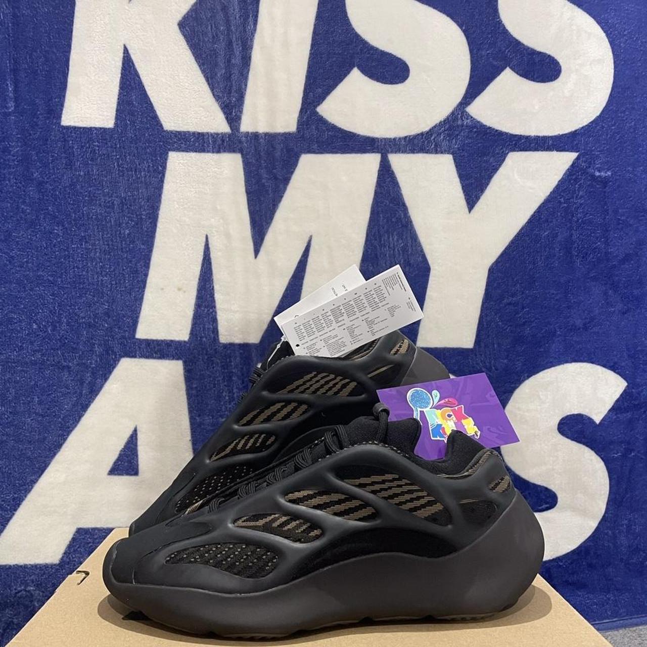 yeezy 700 v3 clay brown stockx