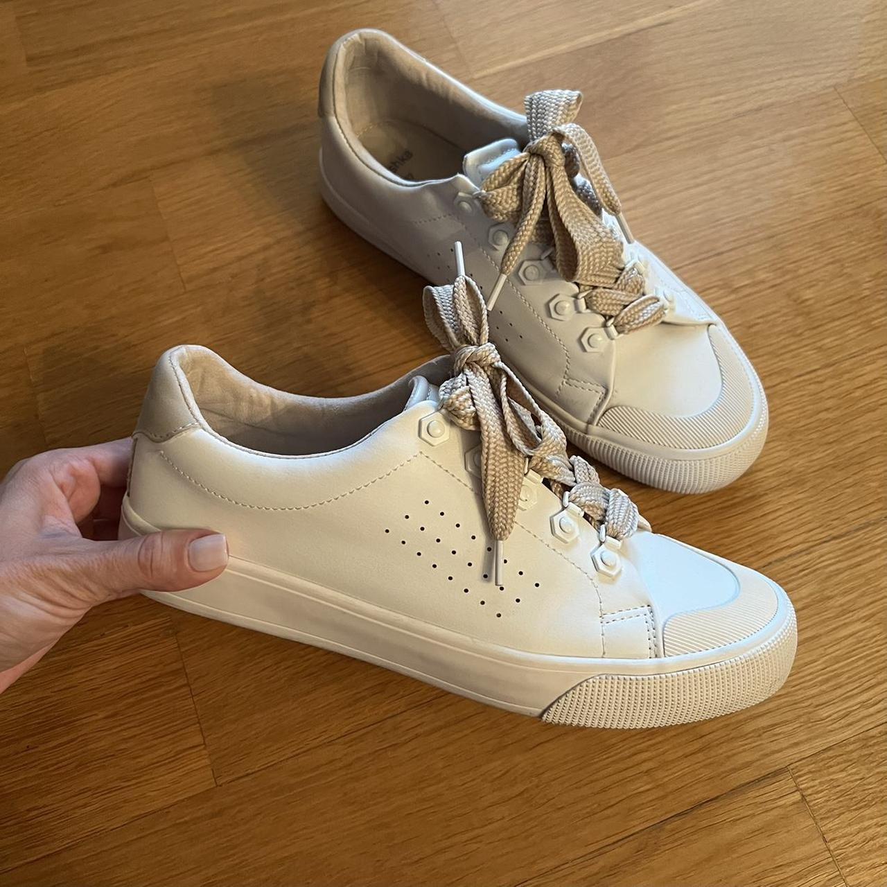 Bershka on sale white trainers