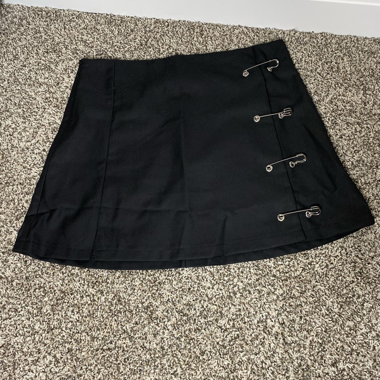 Safety Pin aesthetic 🧷 black skirt! Free... - Depop