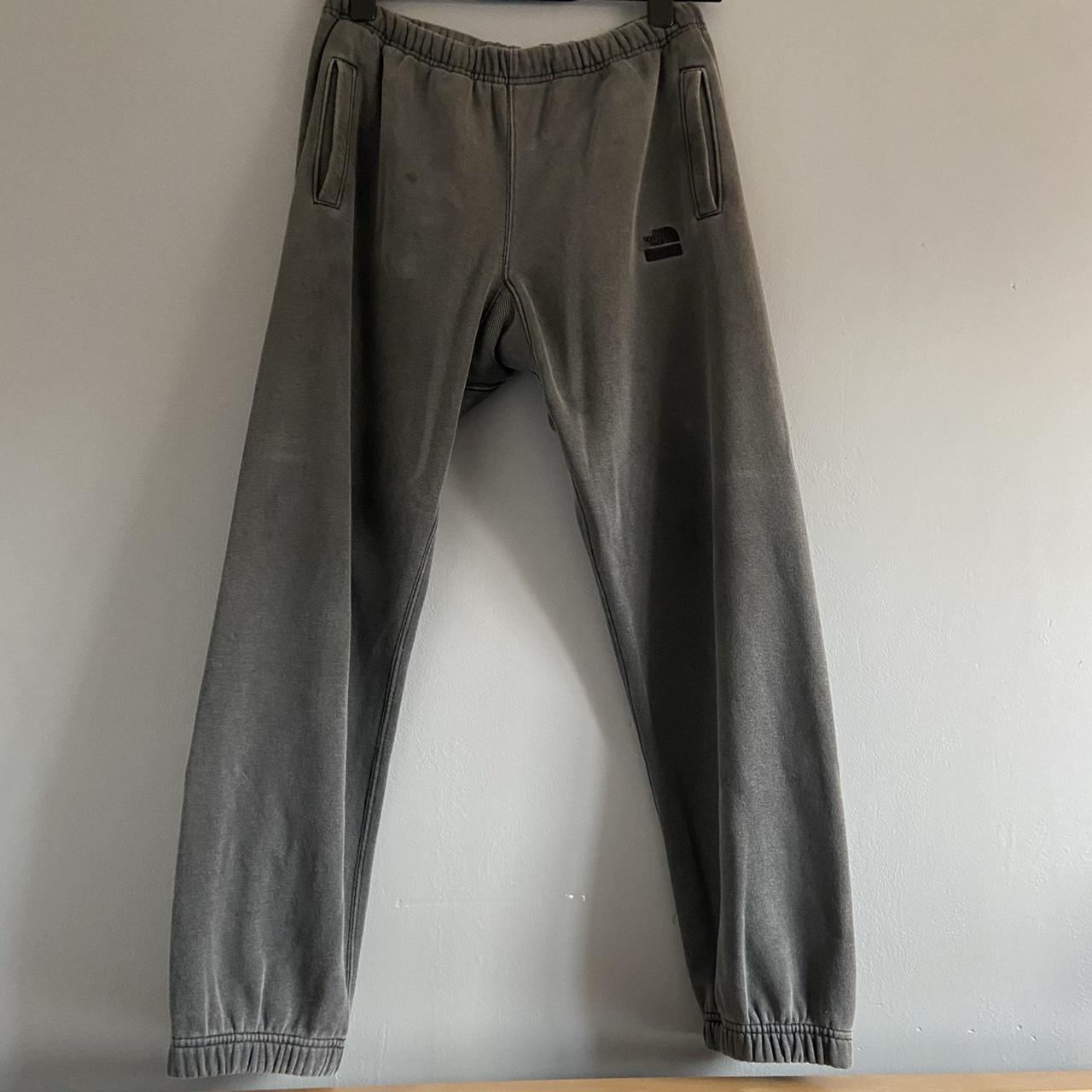 Supreme grey online sweatpants