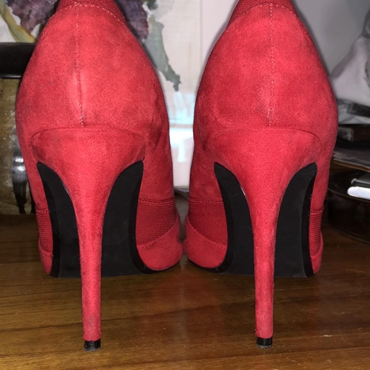 Bershka Women's Red Courts | Depop