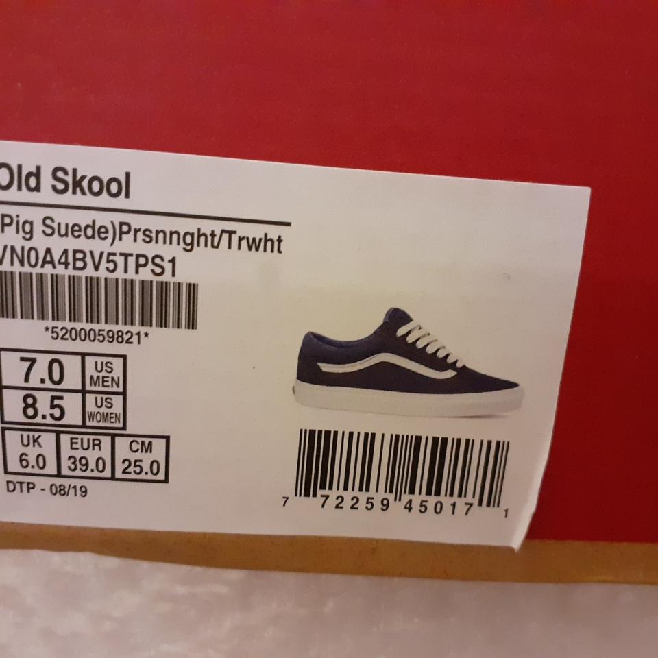 Brand new in the box deep navy Van's old Skool #vans - Depop