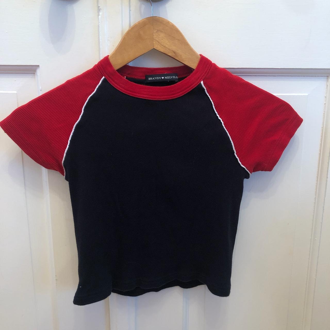 BRANDY MELVILLE crop top It's too small for me, - Depop