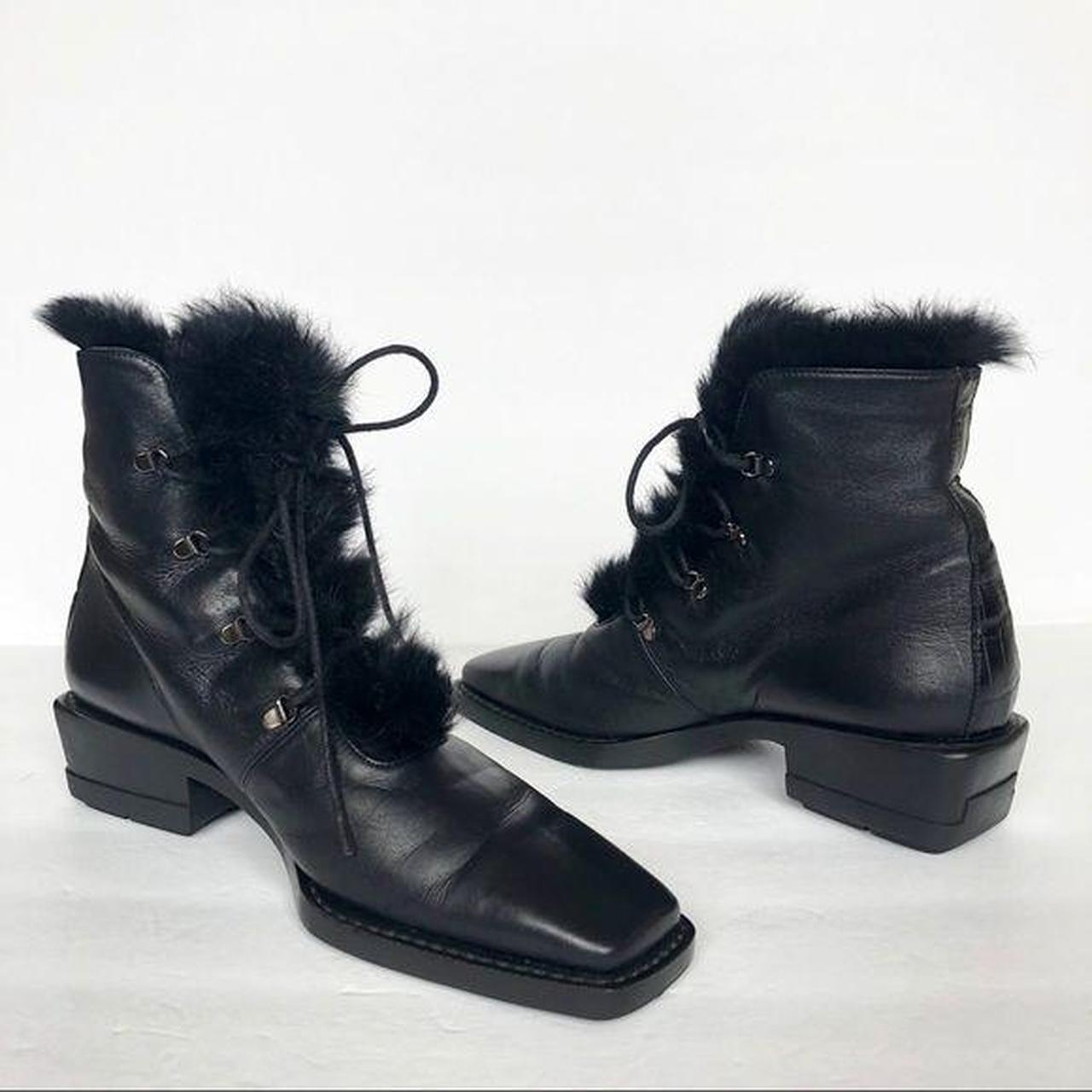 Stuart weitzman clearance fur lined boots