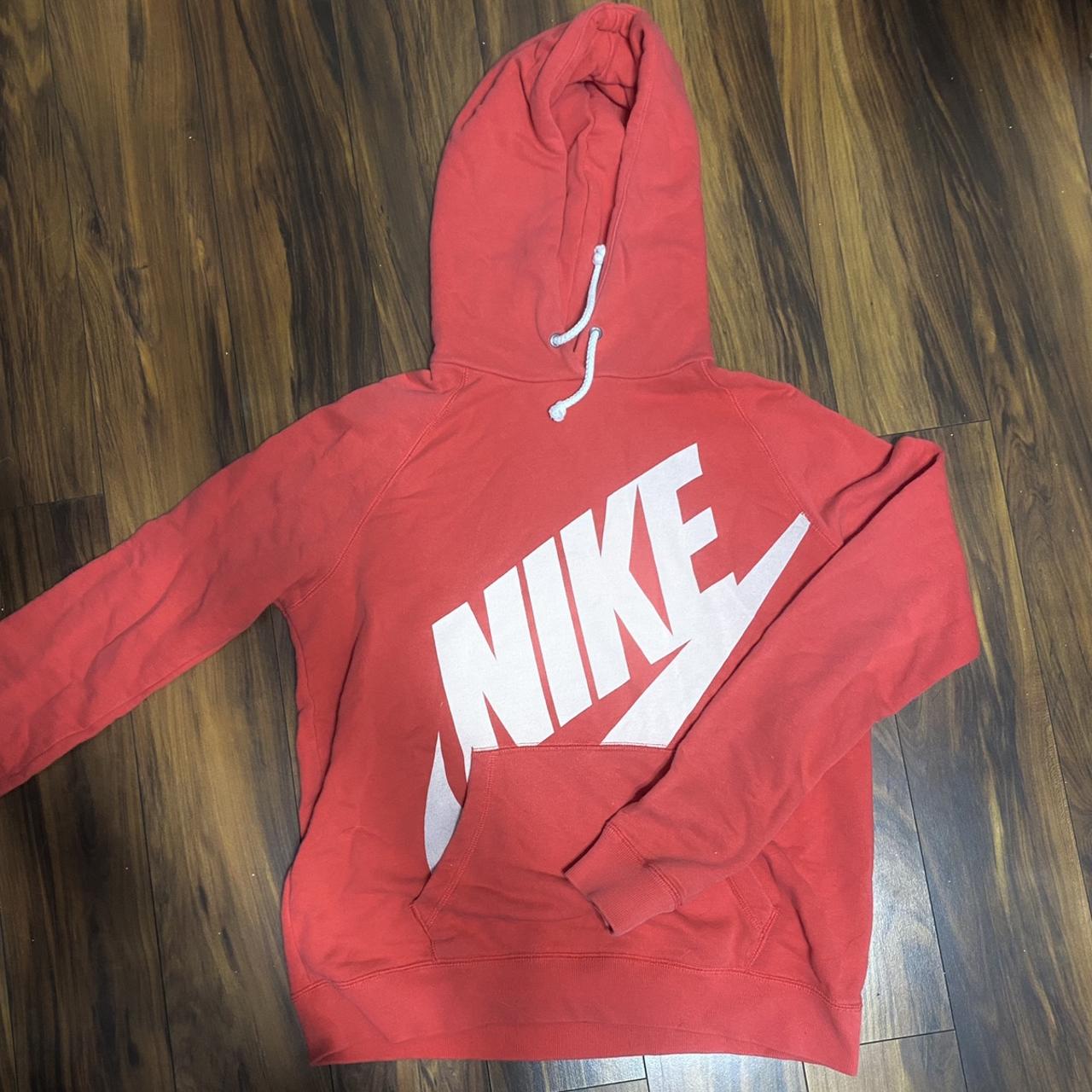 Nike coral hoodie hot sale