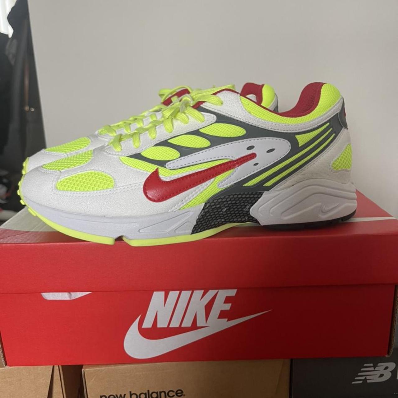 nikelab collection ghost windrunner