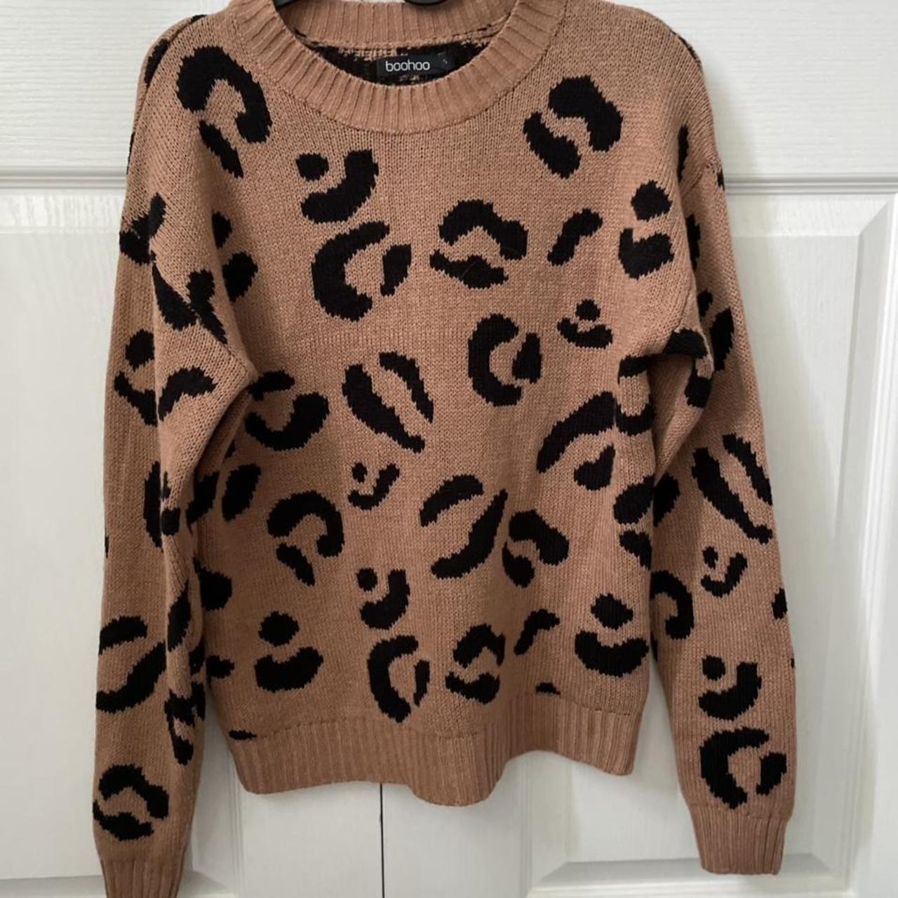 Boohoo Leopard print jumper, never worn, size small - Depop