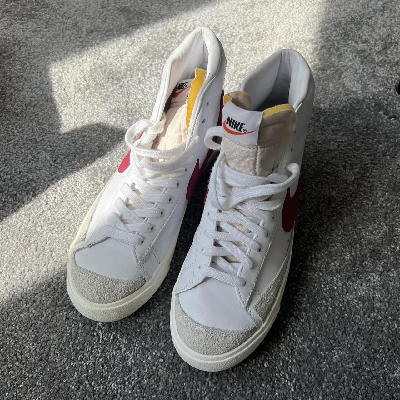 nike blazer mid vintage white