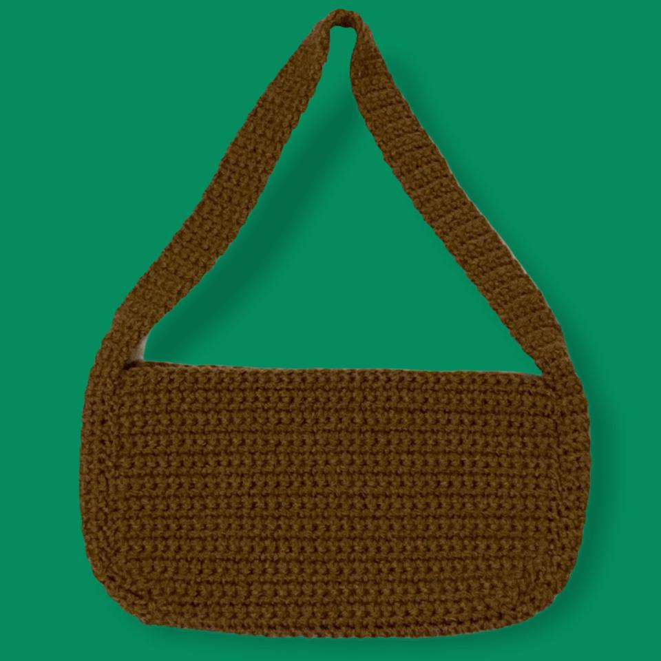 Crochet y2k baguette bag  Crochet fashion, Crochet clothes, Crochet