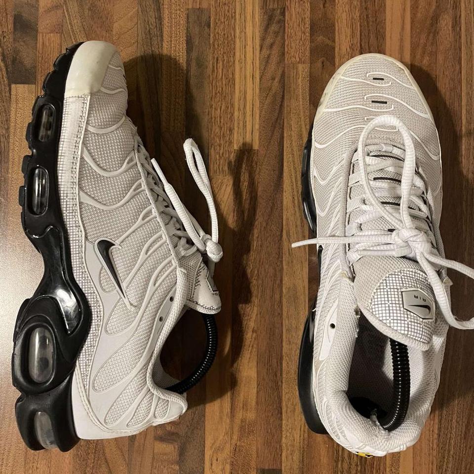 nike tn air max plus grid pack white