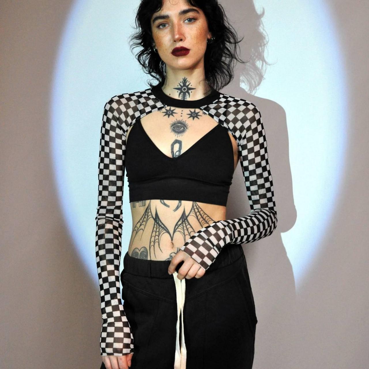 Women's Black and White (3)