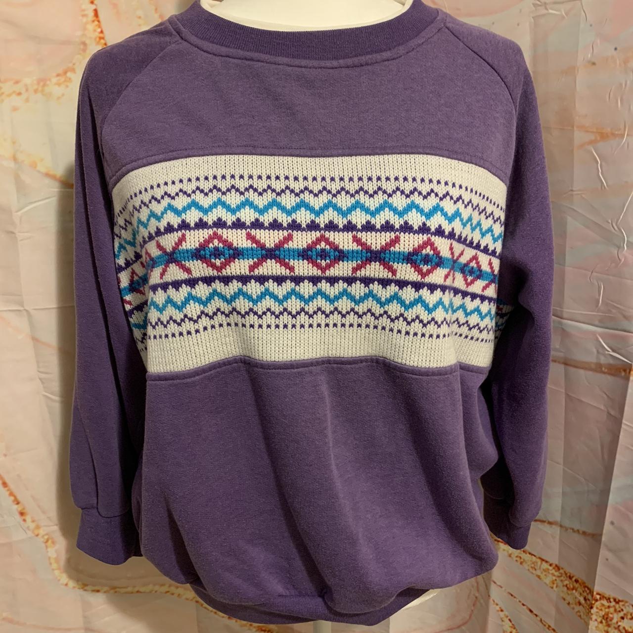 Super cute 80s vintage 3/4 sleeve sweatshirt. Has a | Depop