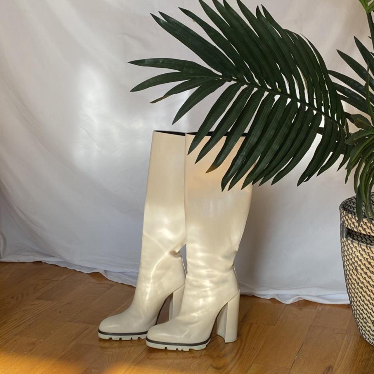 Jil Sander White knee high leather boots Gorgeous... - Depop